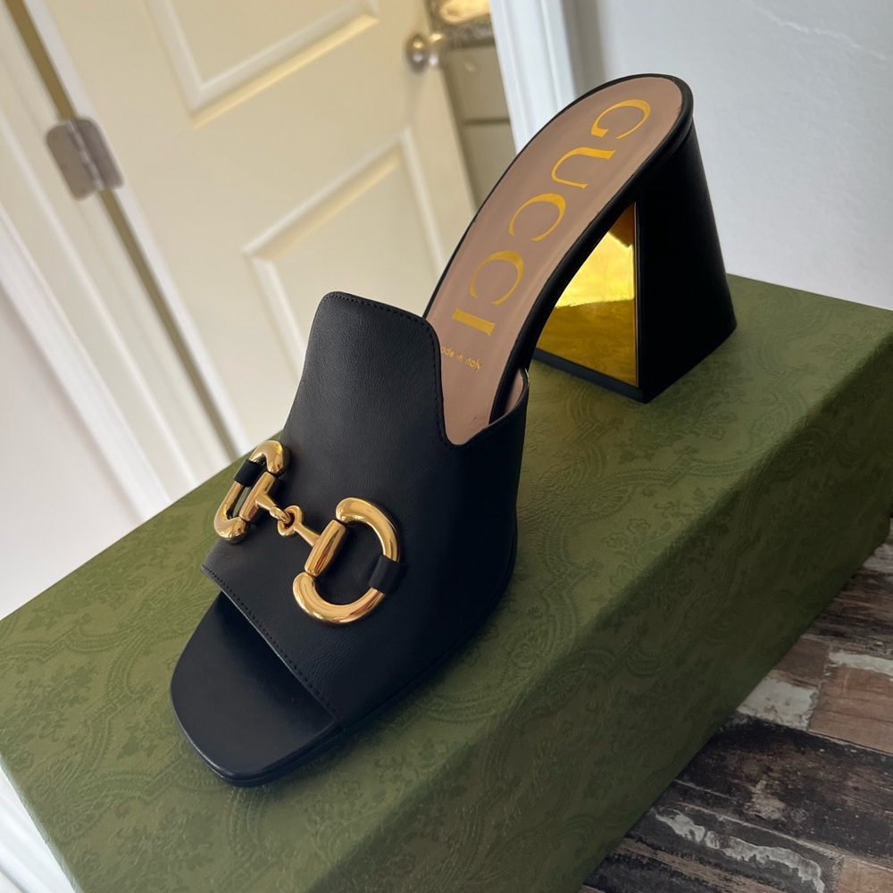 Brand New Gucci Sandals Size 41